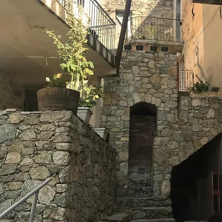 Le Reveil Des Pierres